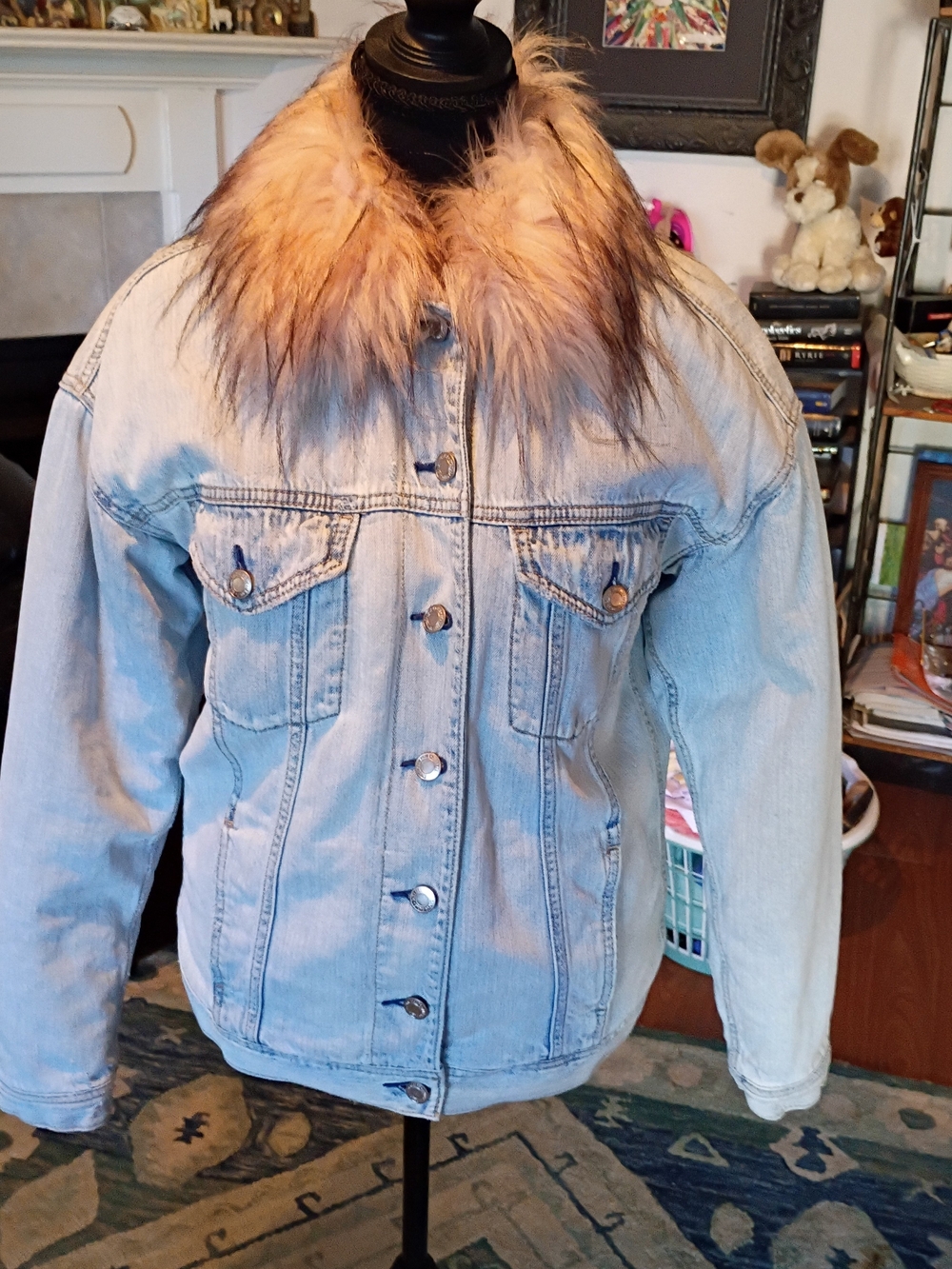 American Eagle Outfitters Sherpa Faux Fur Denim Jacket S/P Preowned
